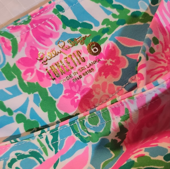 Lilly Pulitzer Luxletic Reid Short UPF 50+ Amalfi Blue Leaf It Wild Golf Shorts - Picture 7 of 8